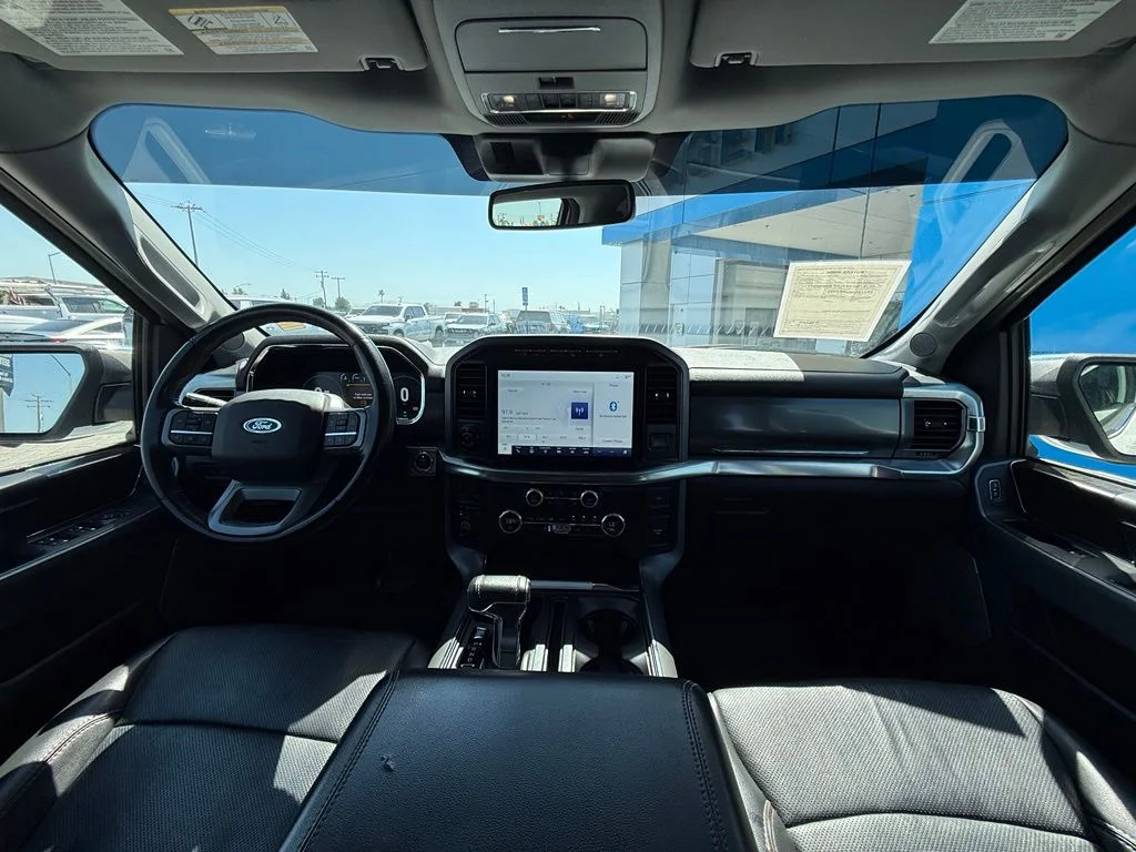 Used 2021 White Ford Lariat image 19