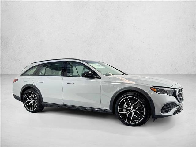 New 2026 MANUFAKTUR Alpine Grey Mercedes-Benz E 450 image 33