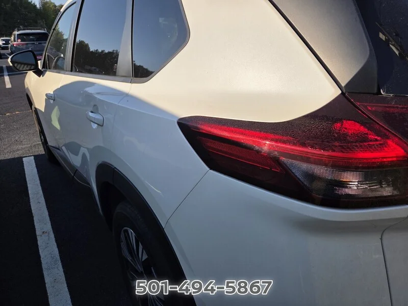 Used 2023 Pearl White NISSAN SV image 8