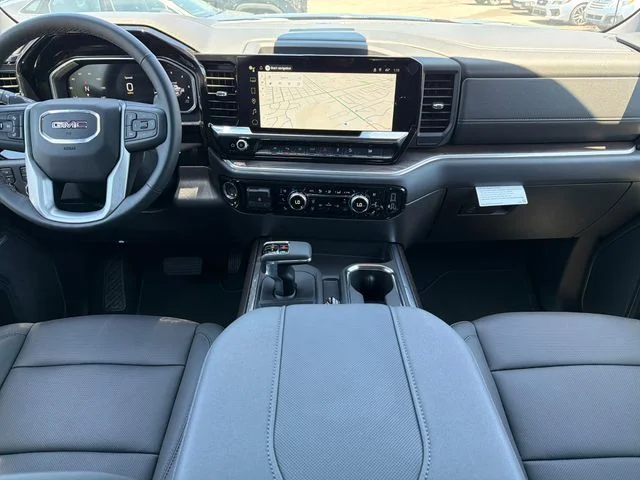 2026 GMC Sierra 1500 SLT - Photo 9