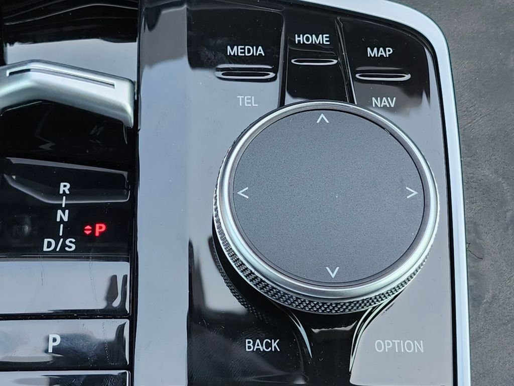 New 2026 Black BMW xDrive40i image 22