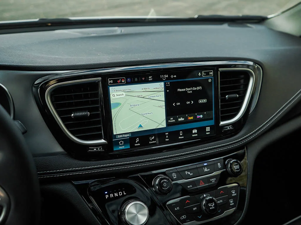 2026 Chrysler Pacifica Limited - Photo 24