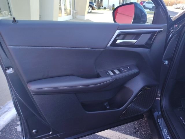 New 2026 Gray Mitsubishi SE image 12
