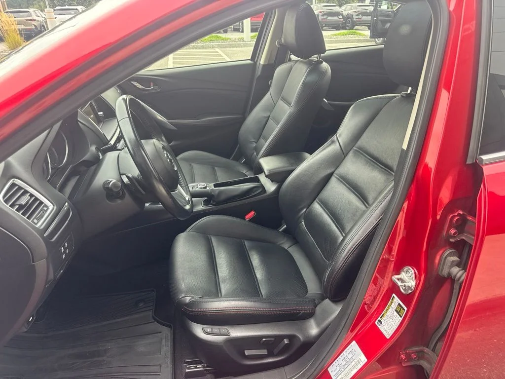 Used 2014 Red Mazda i Grand Touring image 10