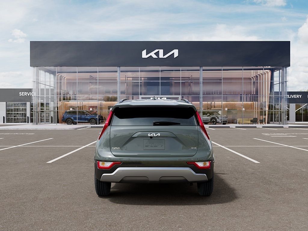 New 2026 Green Kia SX image 5
