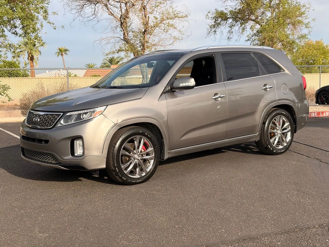 Used 2014 Titanium Silver Kia SX image 1