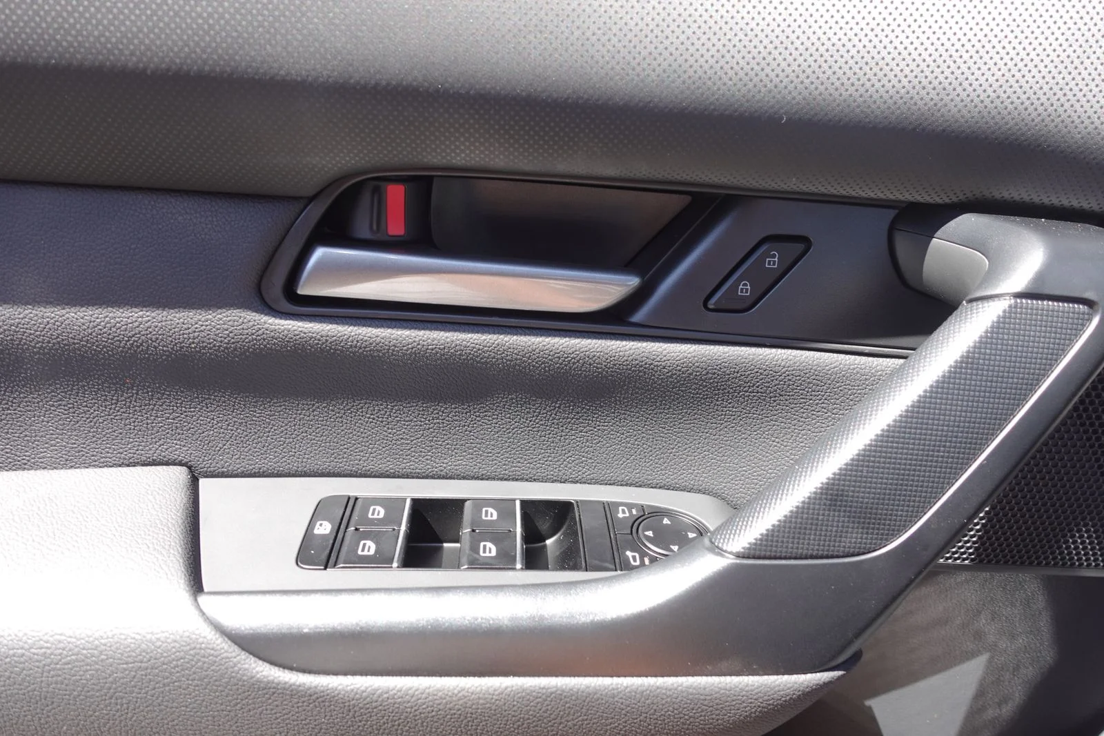 New 2026 Polymetal Gray Metallic Mazda Preferred image 16