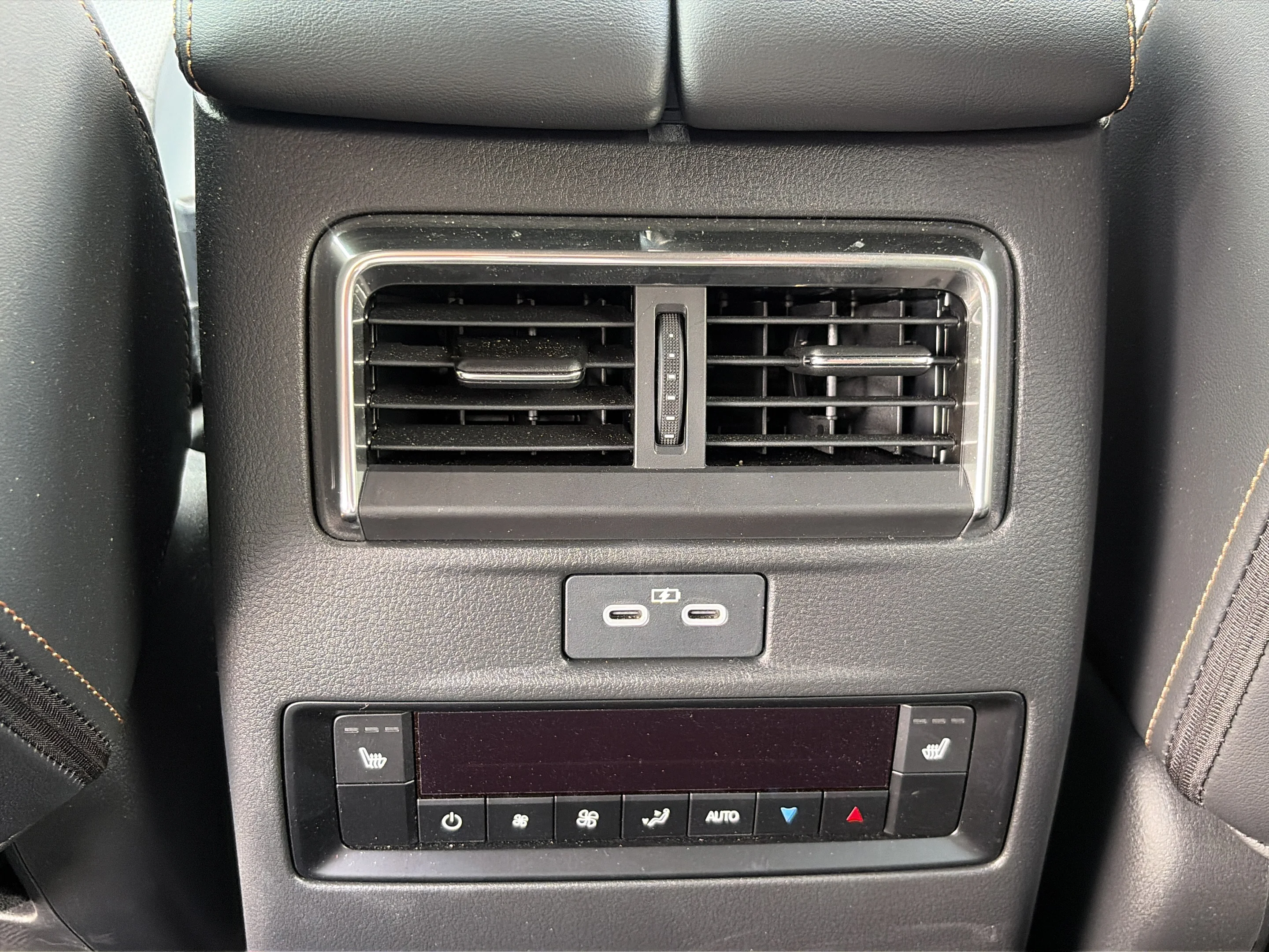 Used 2025 Rhodium White Premium Mazda 3.3 Turbo S Premium Package image 13