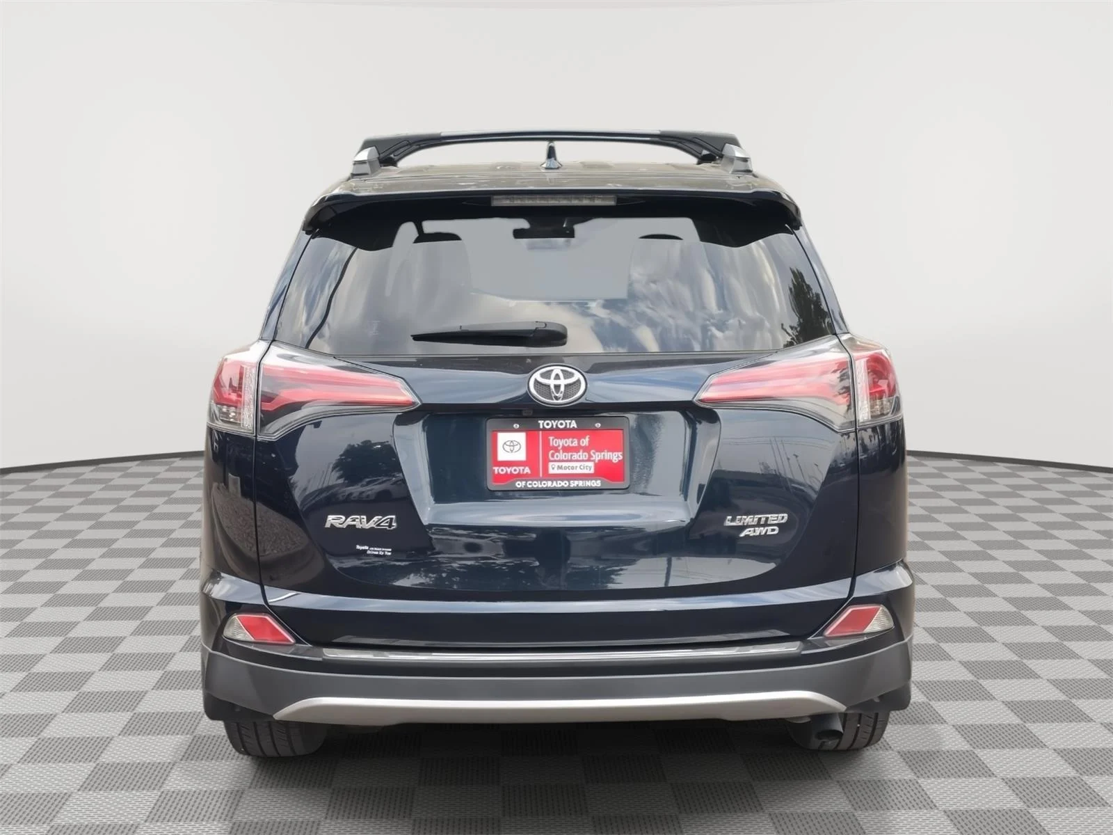Certified Used 2018 Galactic Aqua Mica Toyota Limited image 15