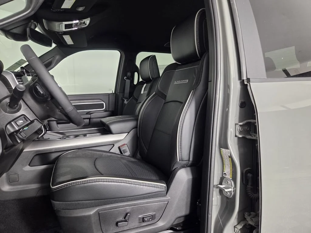 New 2026 Ceramic Gray Clear-Coat Exterior Paint RAM Laramie image 10