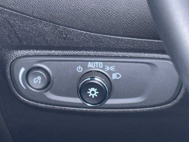 Used 2023 Sterling Gray Metallic Chevrolet LT image 27
