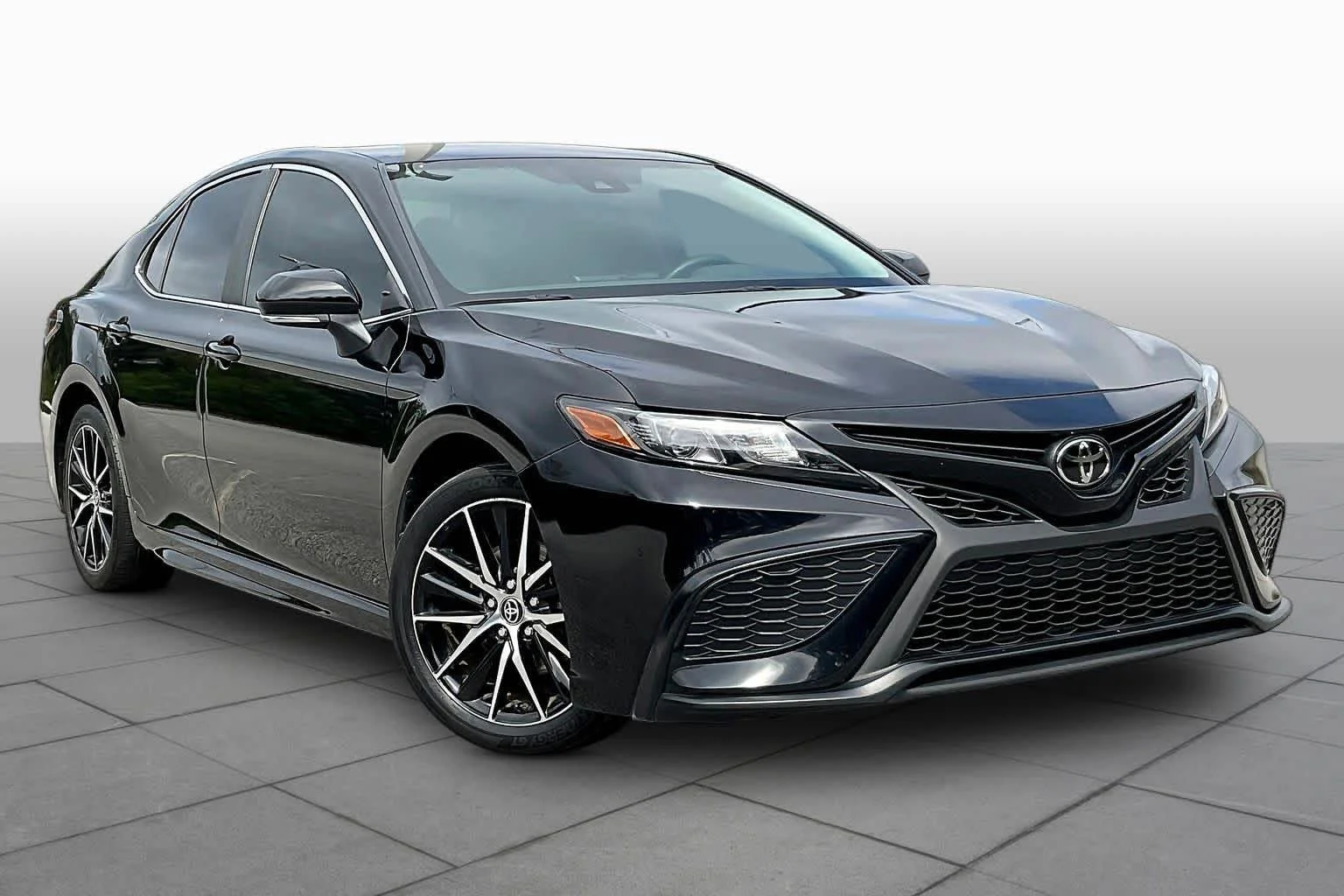 Used 2023 Midnight Black Metallic Toyota SE image 3
