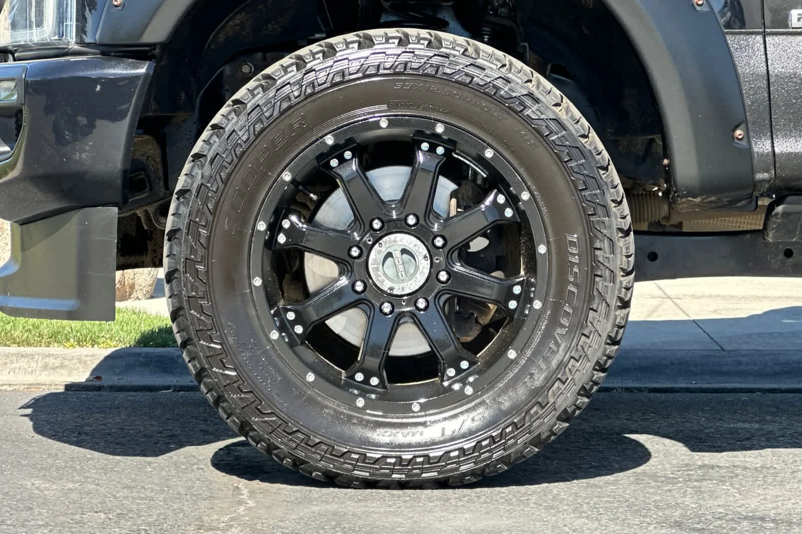 Used 2020 Agate Black Metallic Ford Platinum image 26