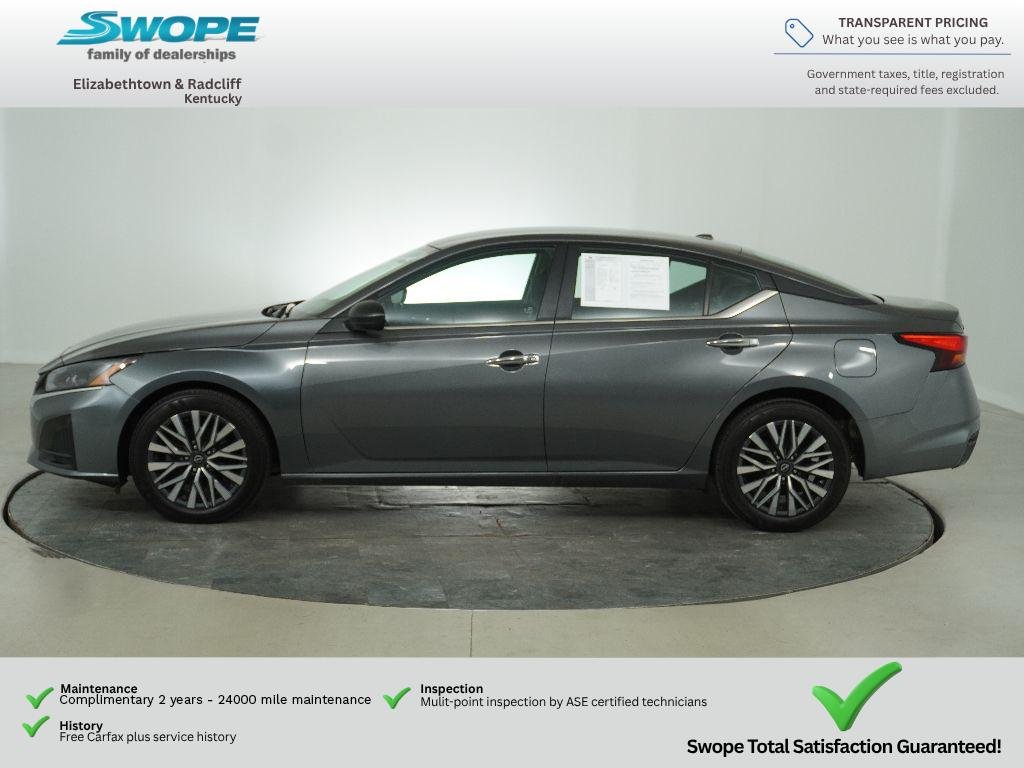 Used 2025 GRAY Nissan 2.5 SV image 9