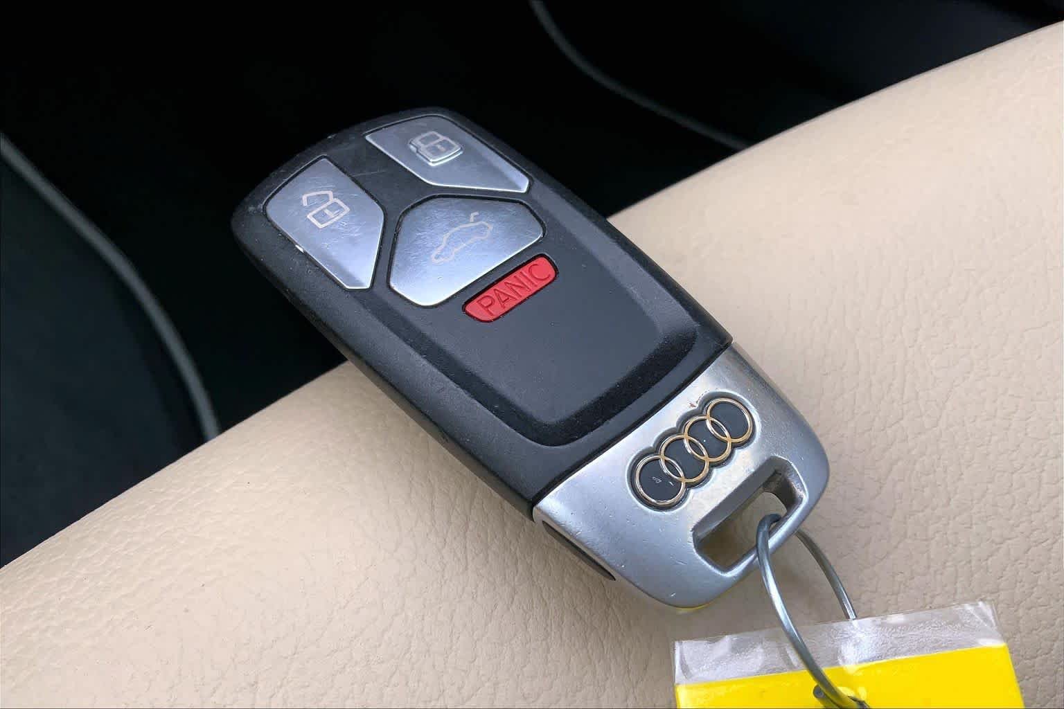 Used 2018 Glacier White Metallic Audi Premium image 27
