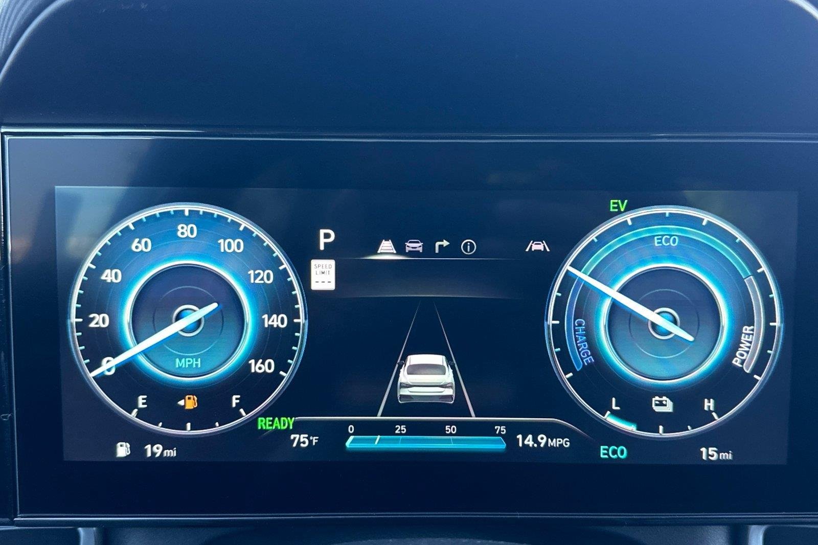 New 2026 Ecotronic Gray Hyundai Limited image 24