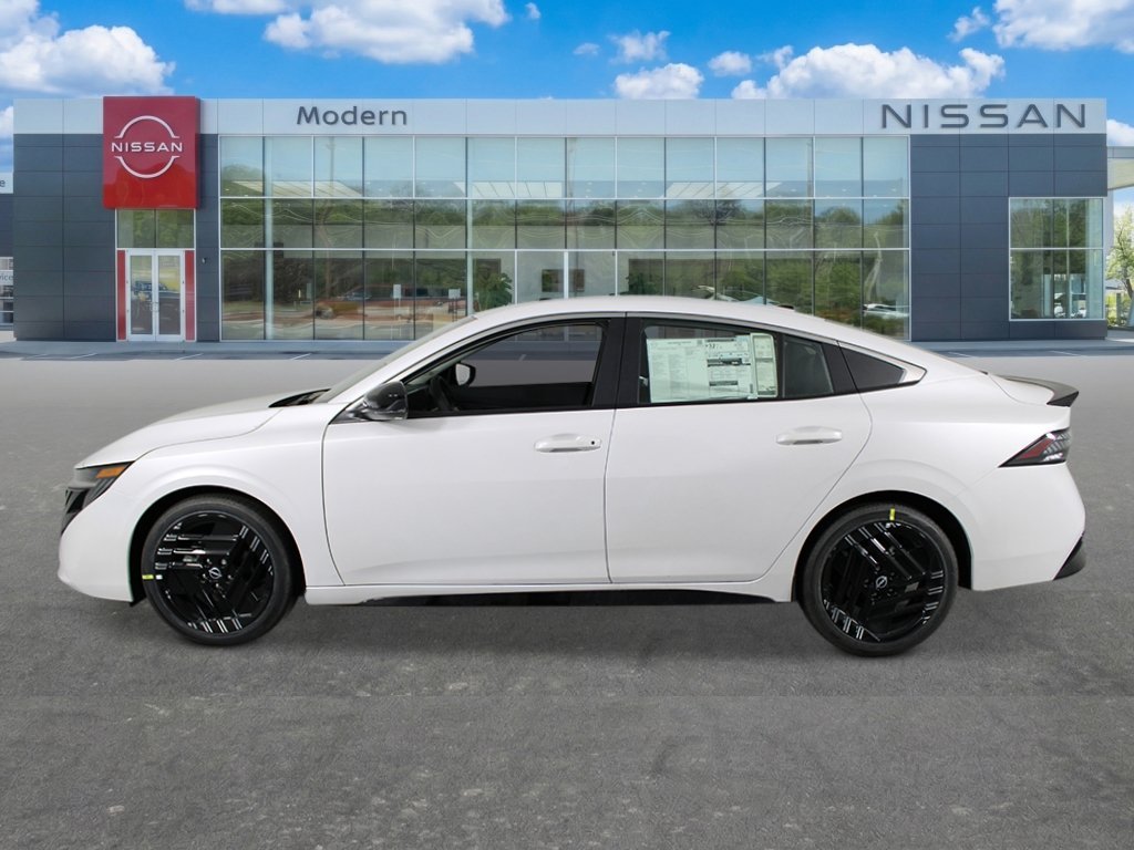 New 2027 Aspen White Tricoat Nissan SR image 2