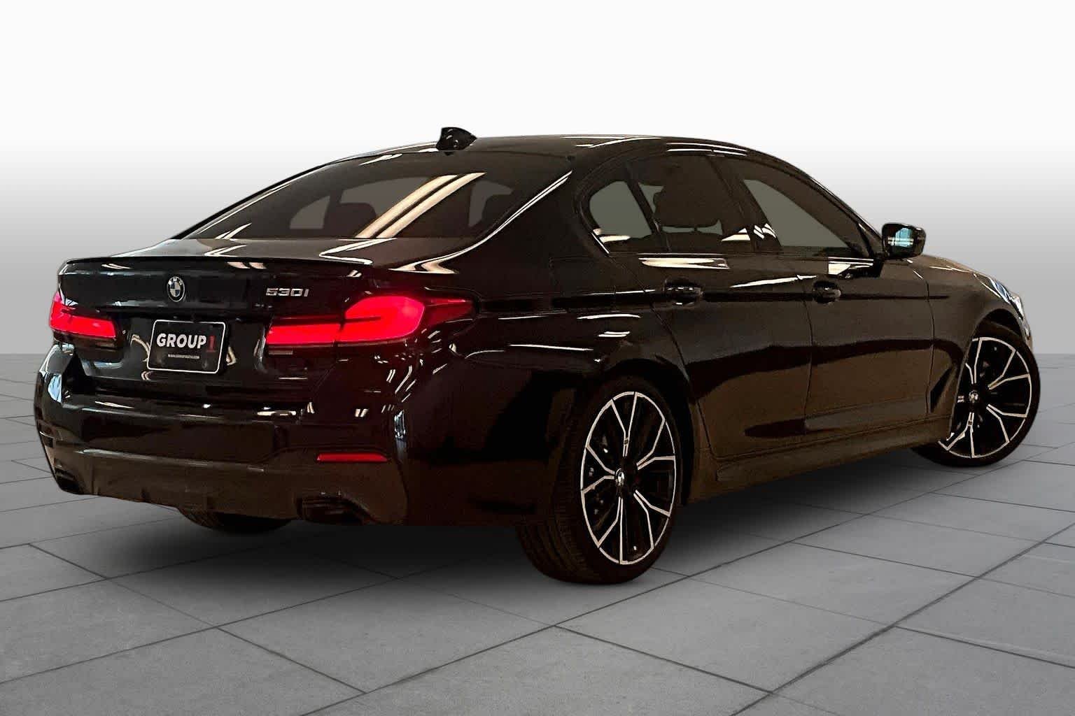 Used 2023 Black Sapphire Metallic BMW 530i image 11