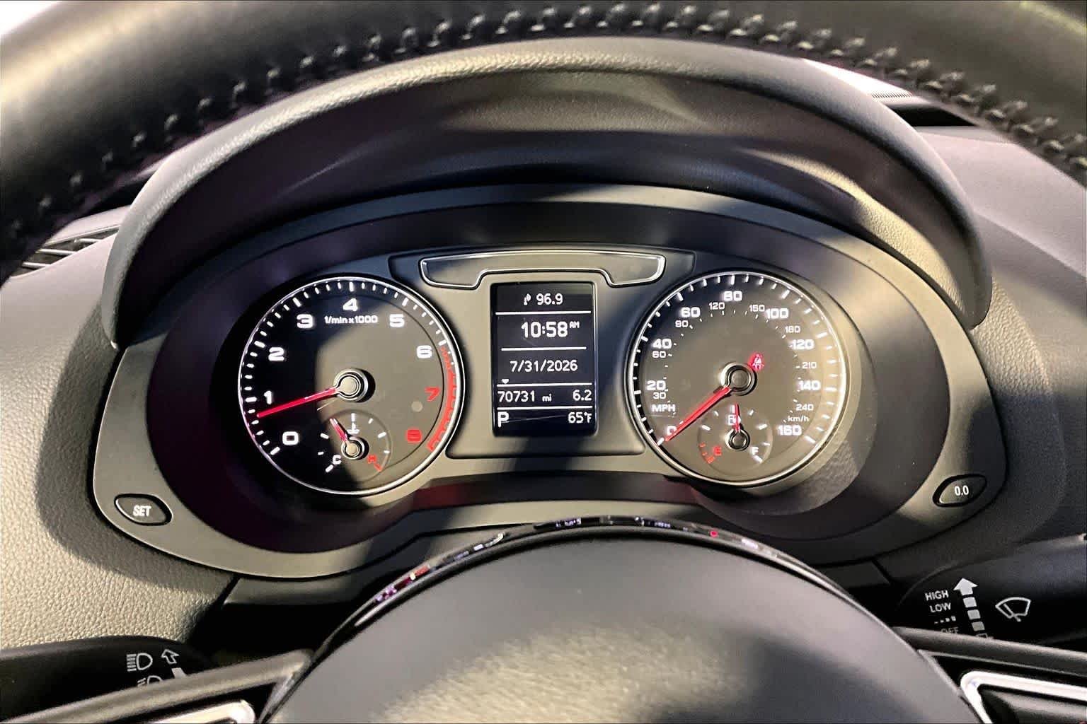 Used 2017 Brilliant Black Audi Premium Plus image 26