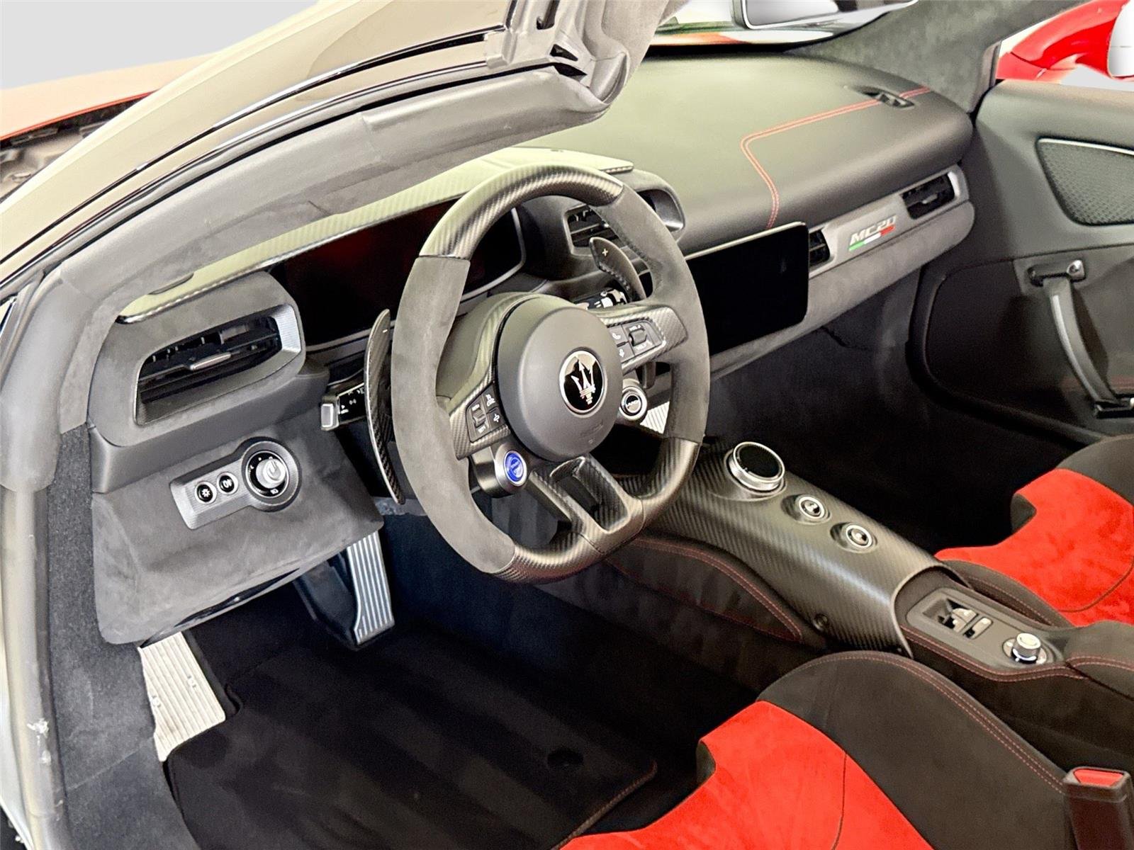 Used 2023 Exclusive Rosso Vincente Maserati Cielo Spider | $350k MSRP | Carbon Race Seats | Int & Ext Carbon image 13