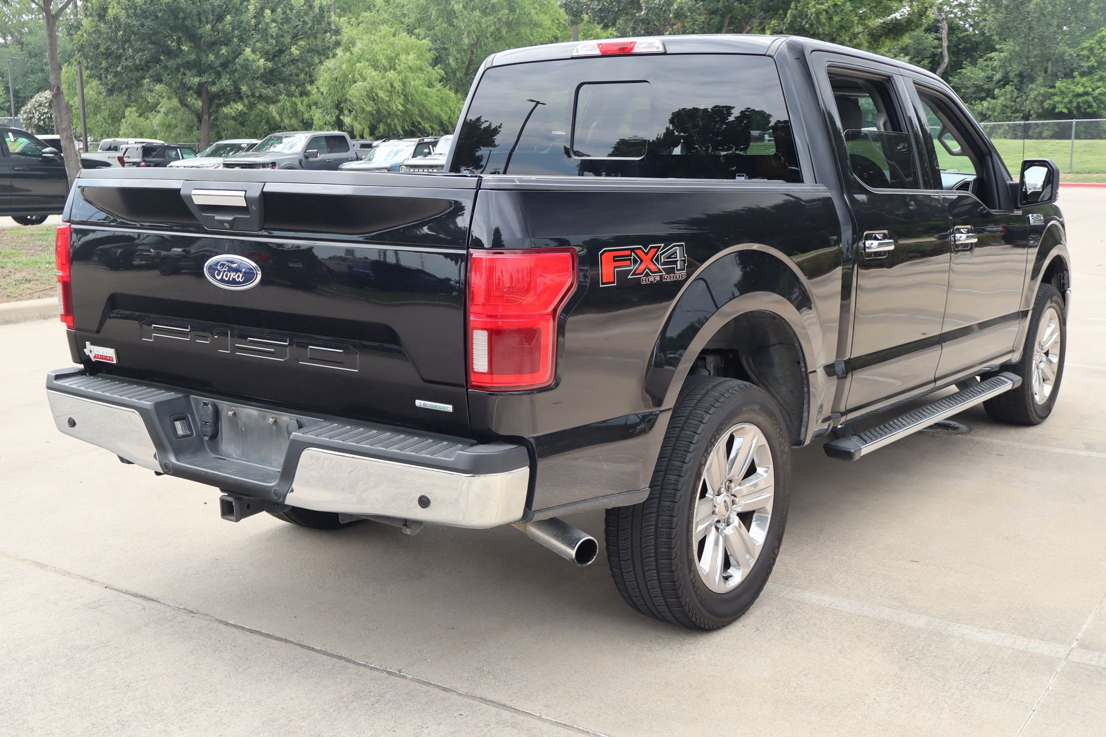 Used 2020 Black Metallic Ford XLT image 3