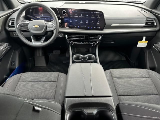 New 2027 Mosaic Black Metallic Chevrolet LT image 8