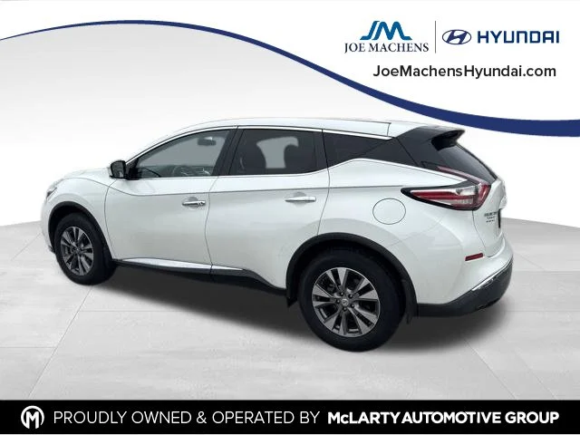 Used 2015 White Nissan S image 7