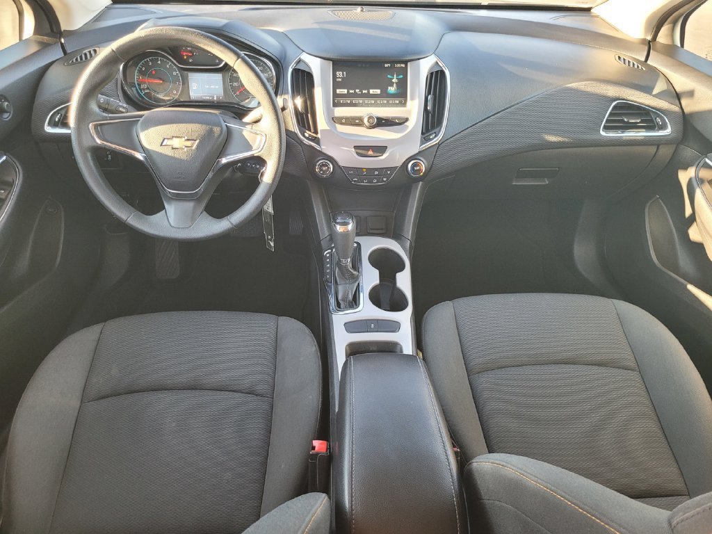 2016 Chevrolet Cruze LS - Photo 18
