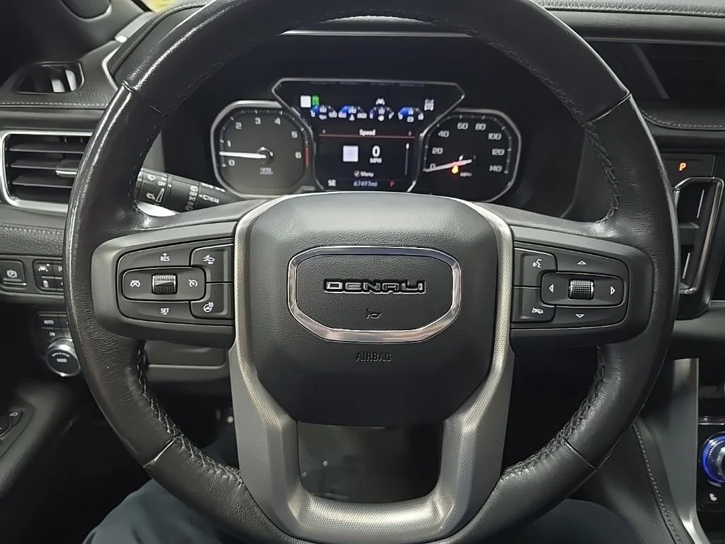 Used 2021 Black GMC Denali image 19