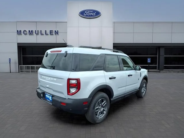 New 2026 Space White Metallic Ford Big Bend® image 29