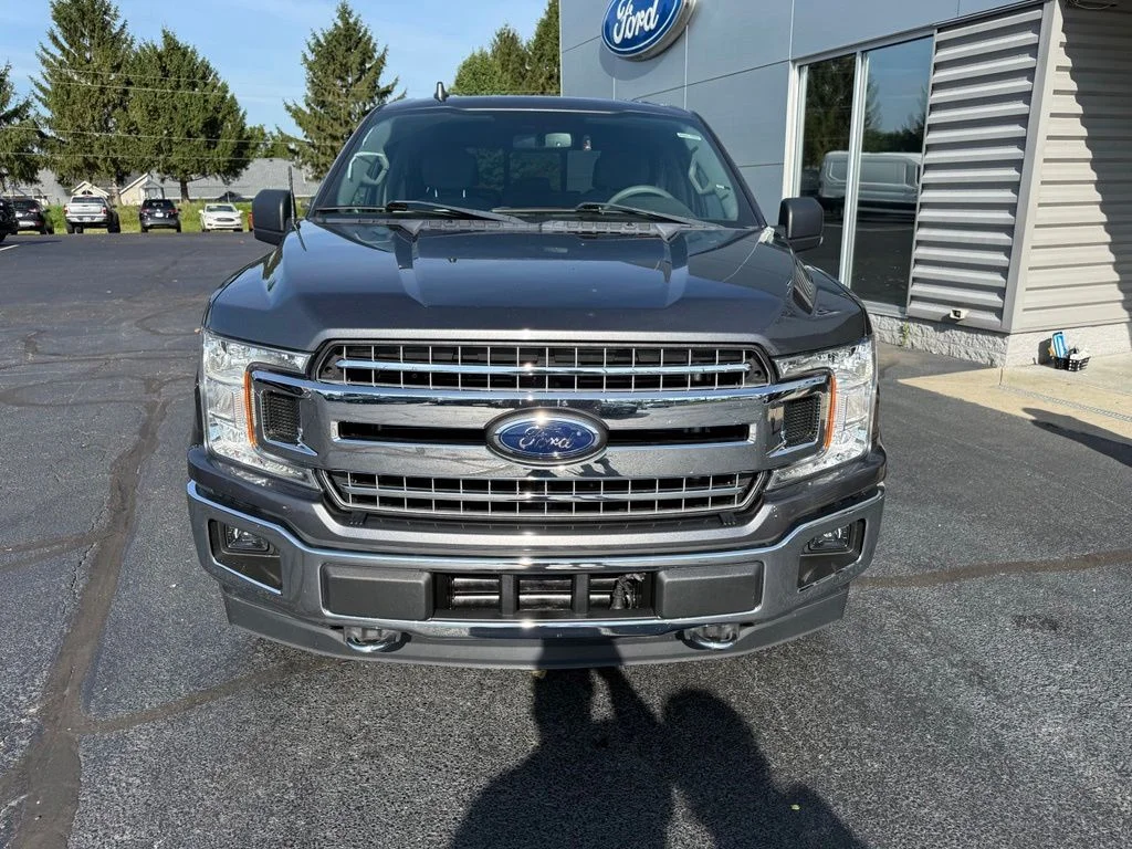 Used 2018 Gray Ford XLT image 10
