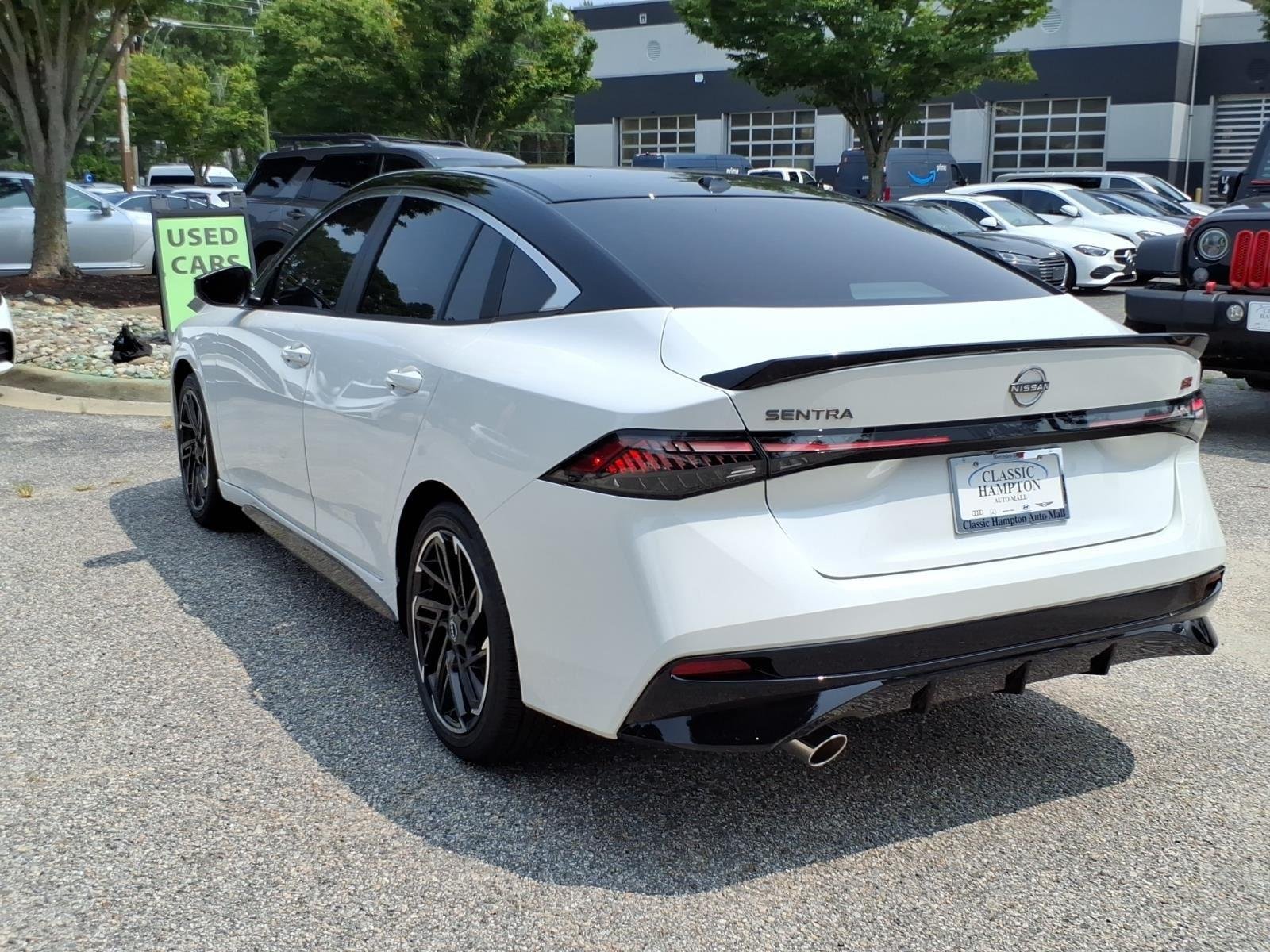 Used 2026 Aspen White Tricoat/Super Black Nissan SR image 10