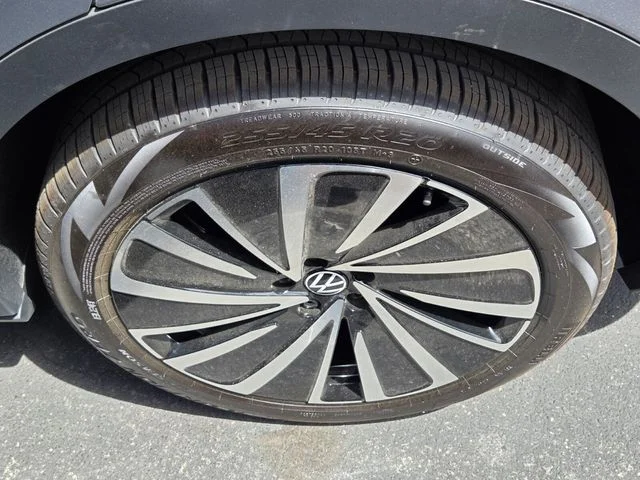 New 2026 Silver Volkswagen Pro image 4
