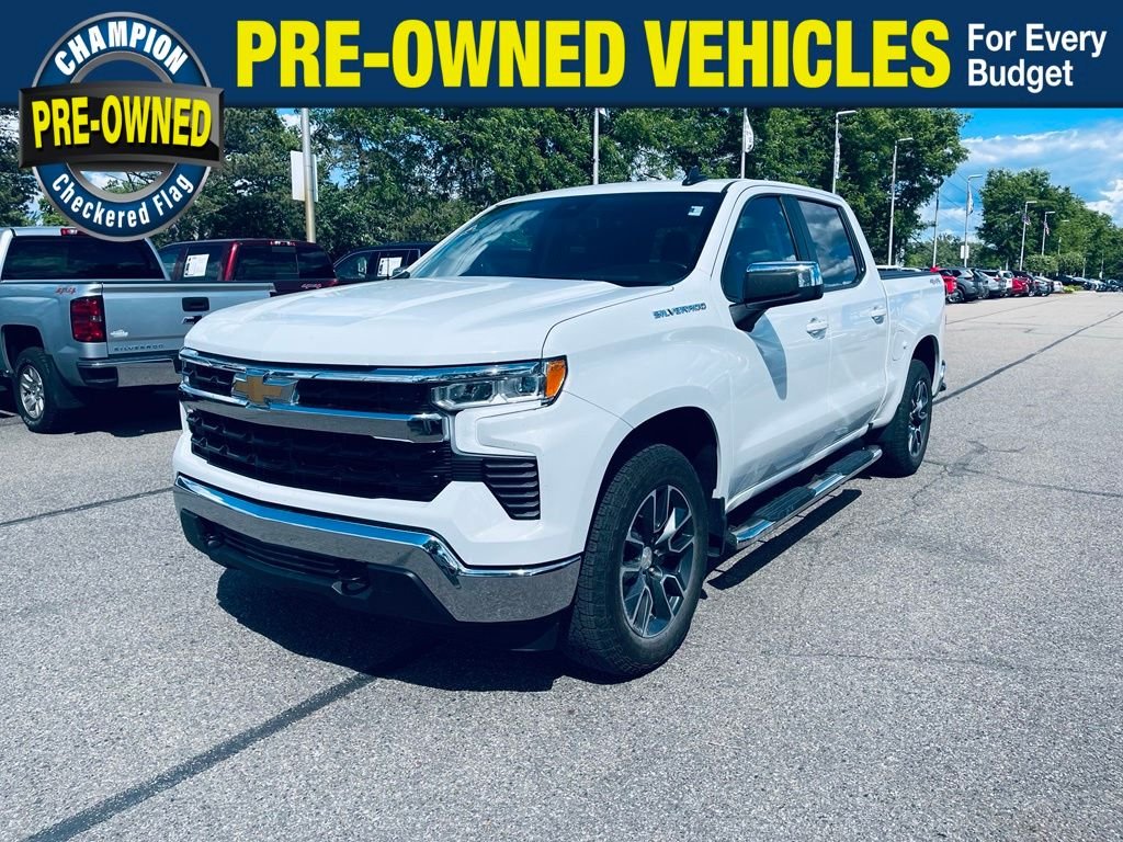 Used 2023 White Chevrolet LT image 1