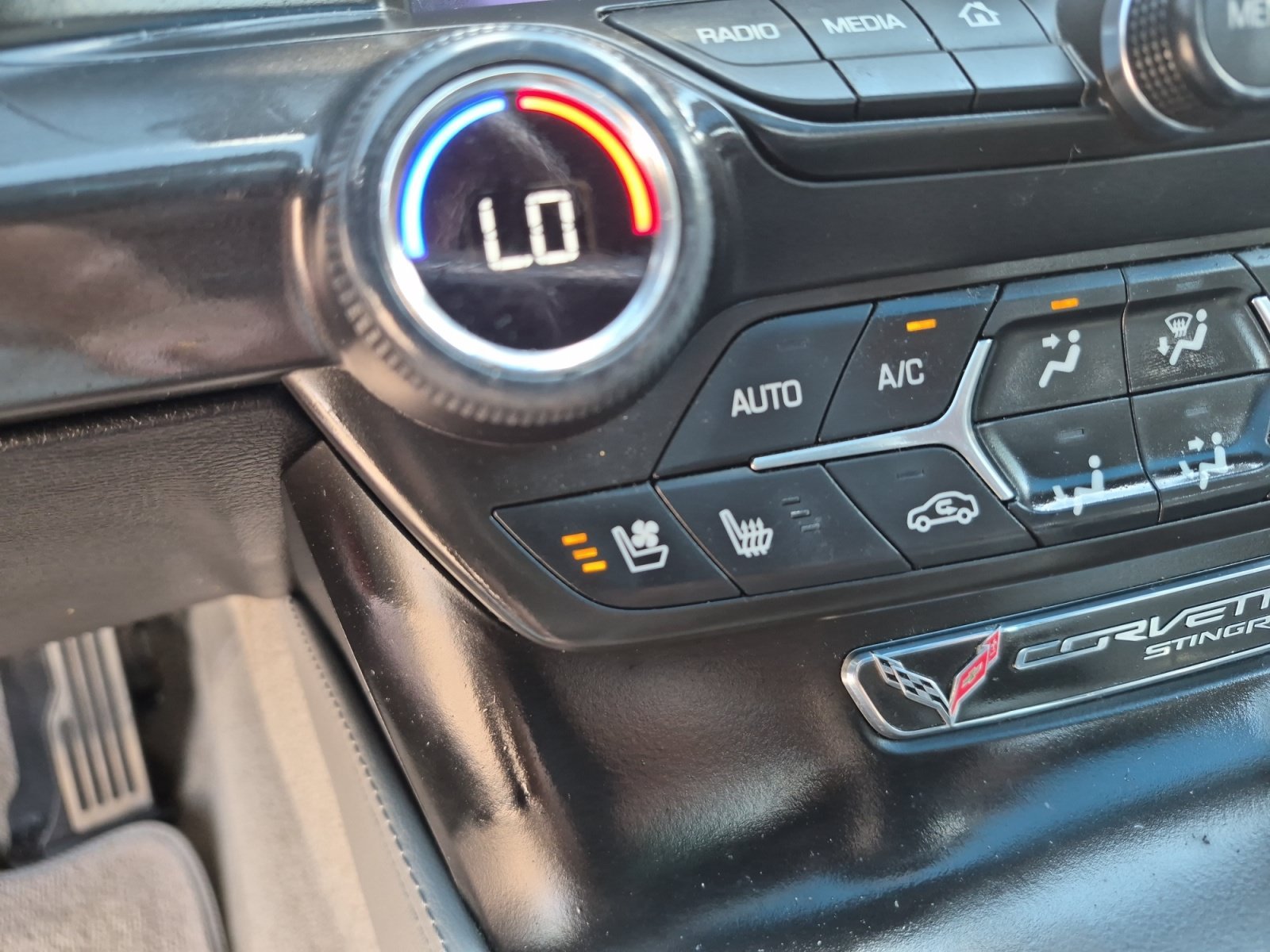 Used 2015 TORCH RED Chevrolet 2LT image 20