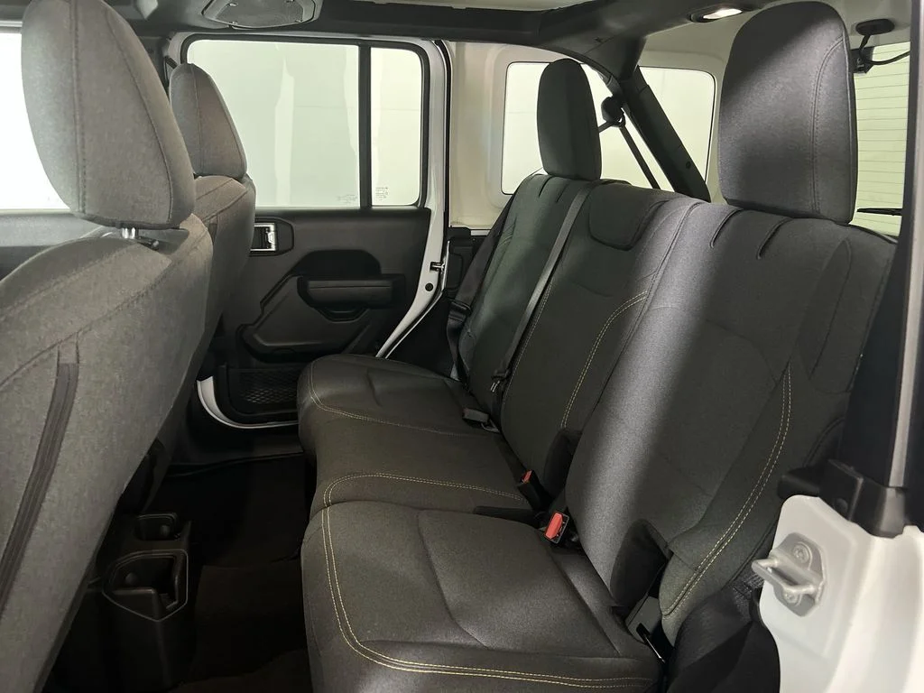 Used 2025 White Jeep Sport S image 23