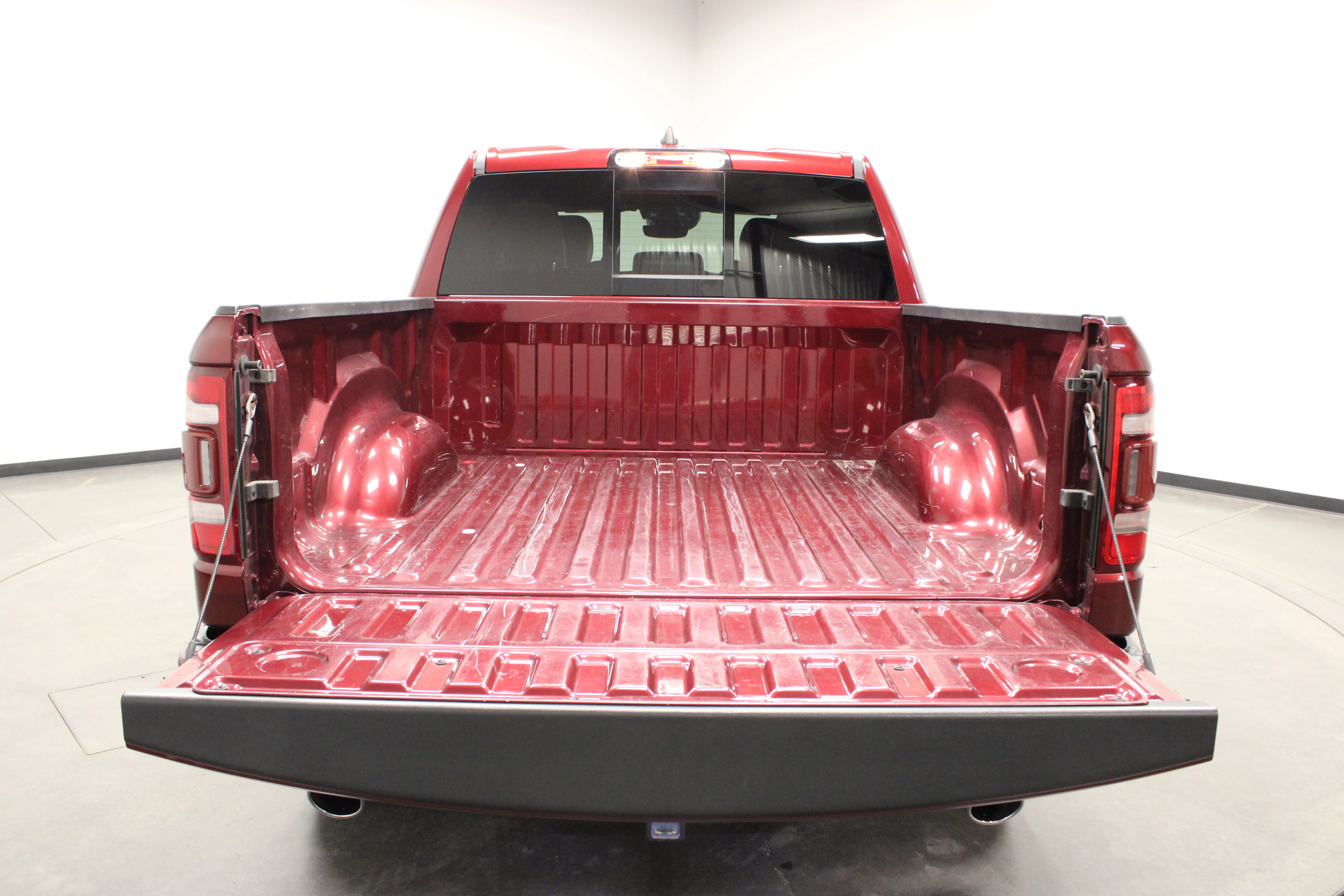 Used 2023 Delmonico Red Pearlcoat Ram Laramie image 14