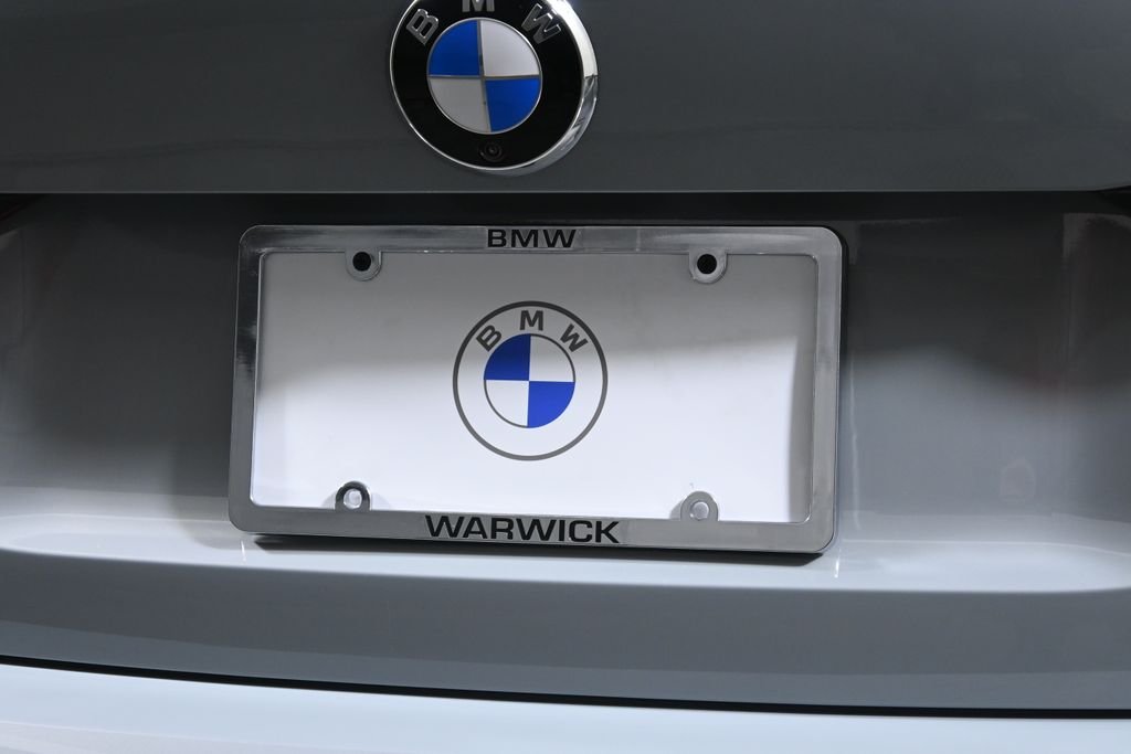 Used 2026 Gray BMW xDrive40 image 14