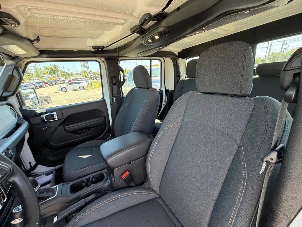 Used 2025 White Jeep Sport image 15