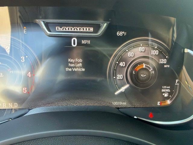 Used 2025 Granite Crystal Clearcoat Metallic Ram Laramie image 21