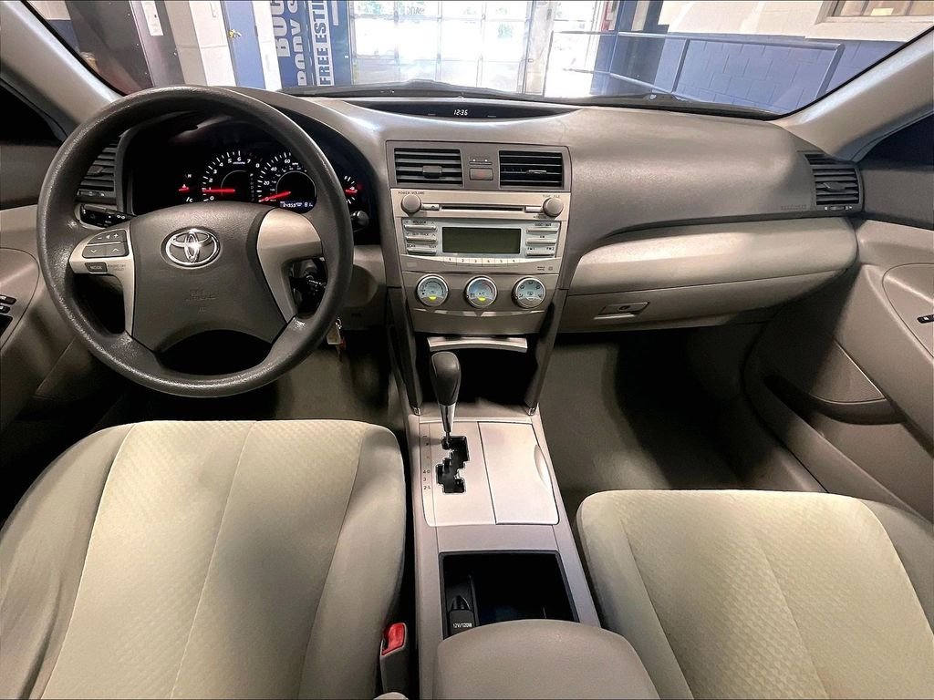 Used 2007 Gray Toyota Base CE image 21