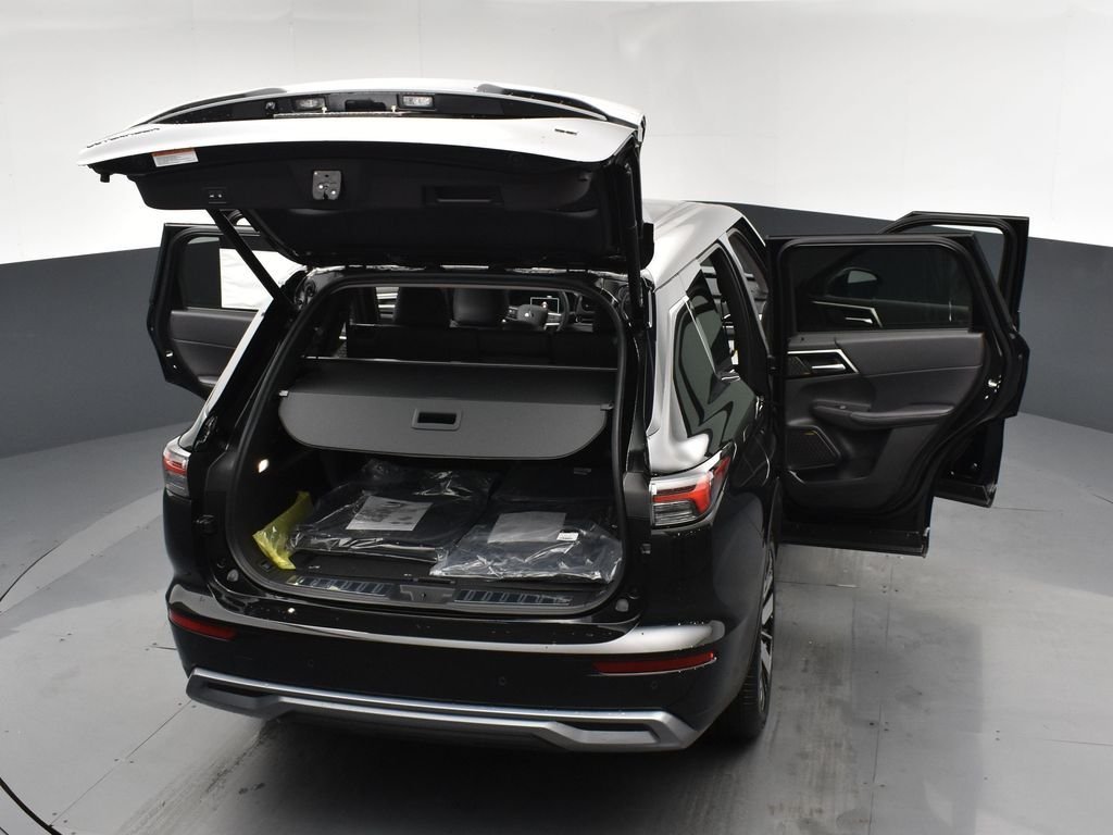 New 2026 Black Mitsubishi SE image 27