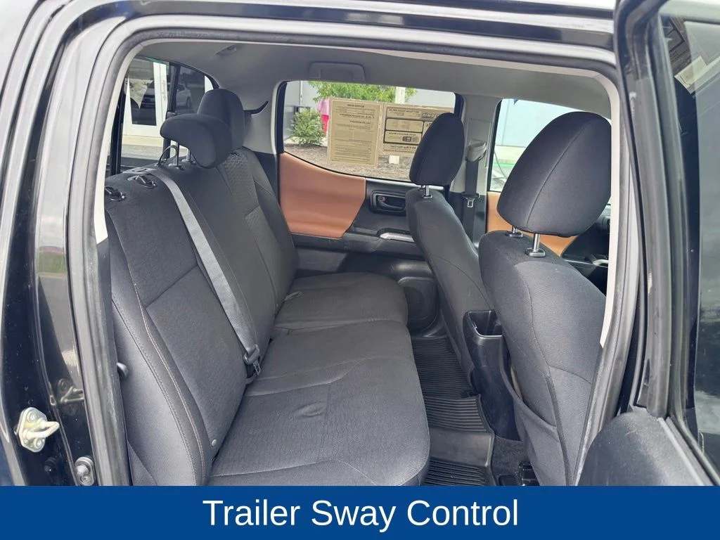Used 2017 Black Toyota SR5 image 19