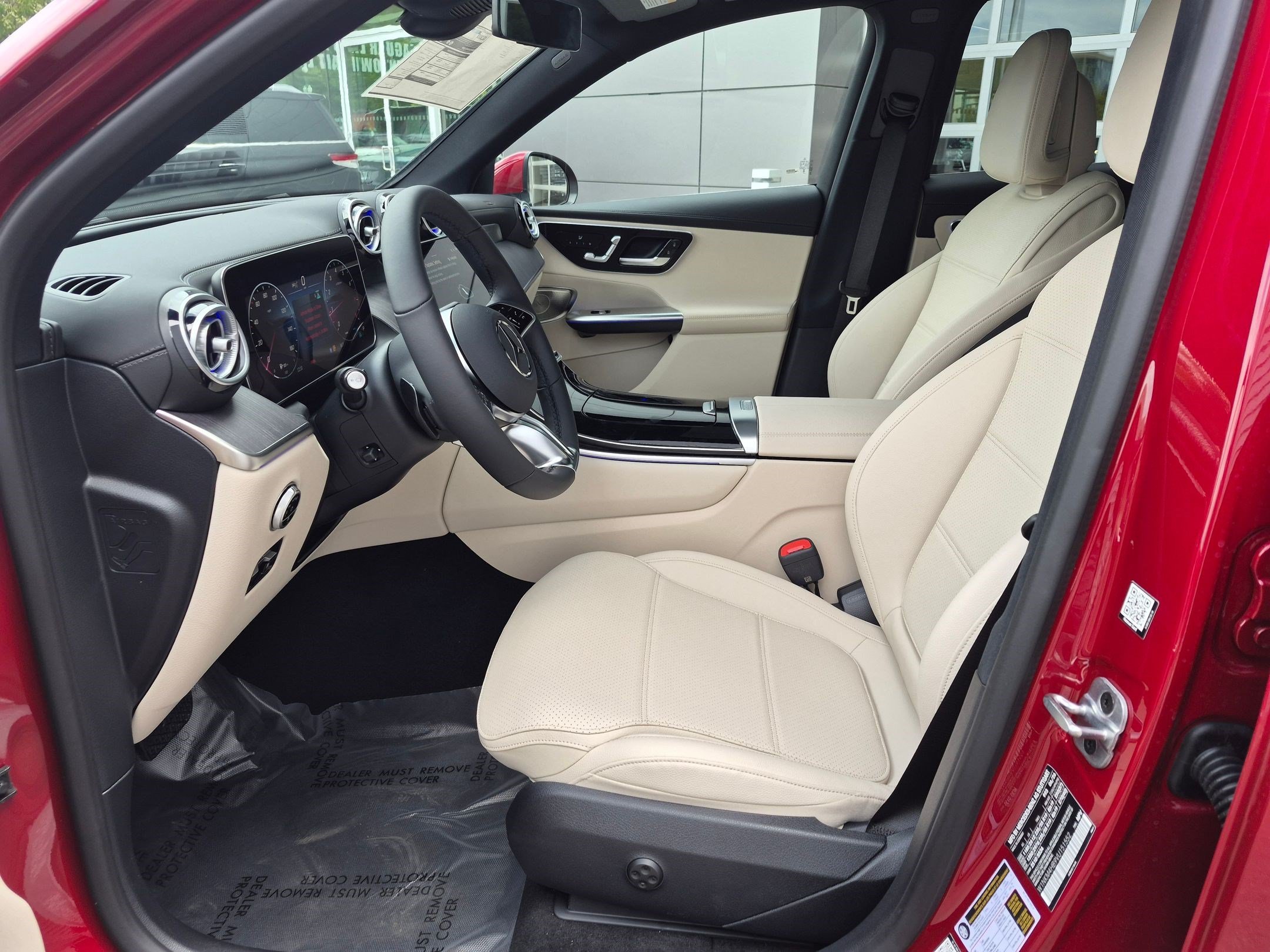 New 2027 MANUFAKTUR Patagonia Red Metallic Mercedes-Benz GLC 300 image 13