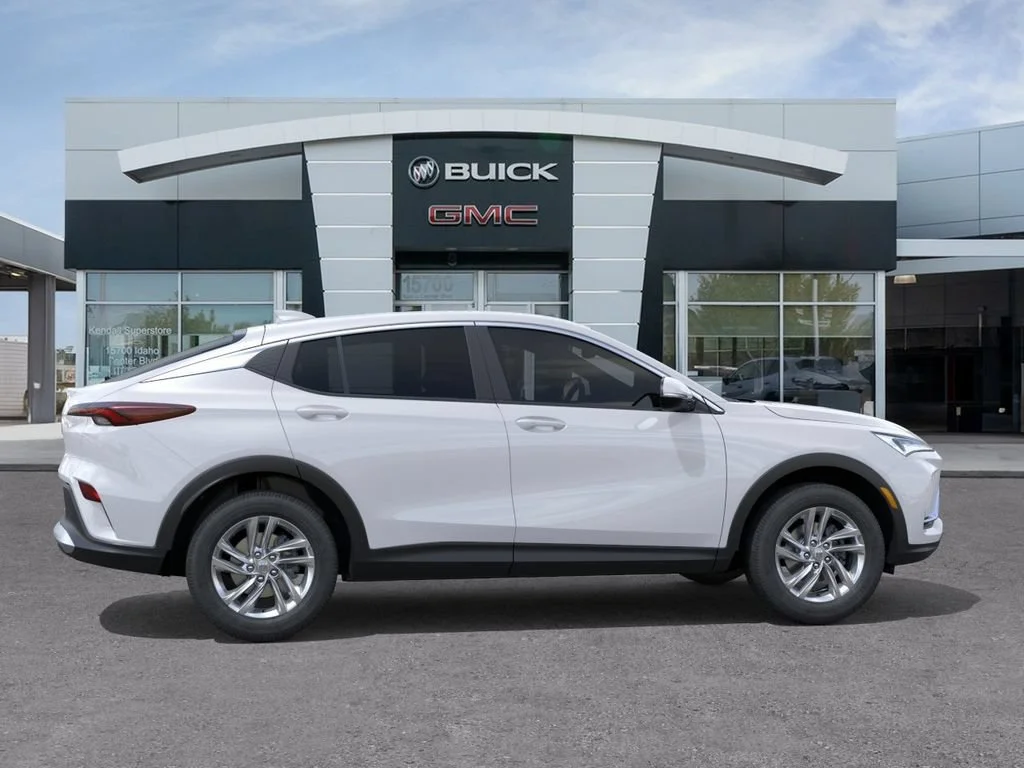 New 2026 Summit White Buick Preferred image 5