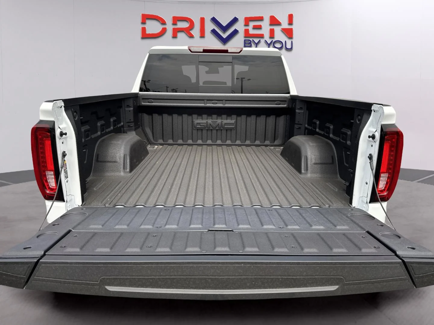 New 2026 Summit White GMC SLT image 15