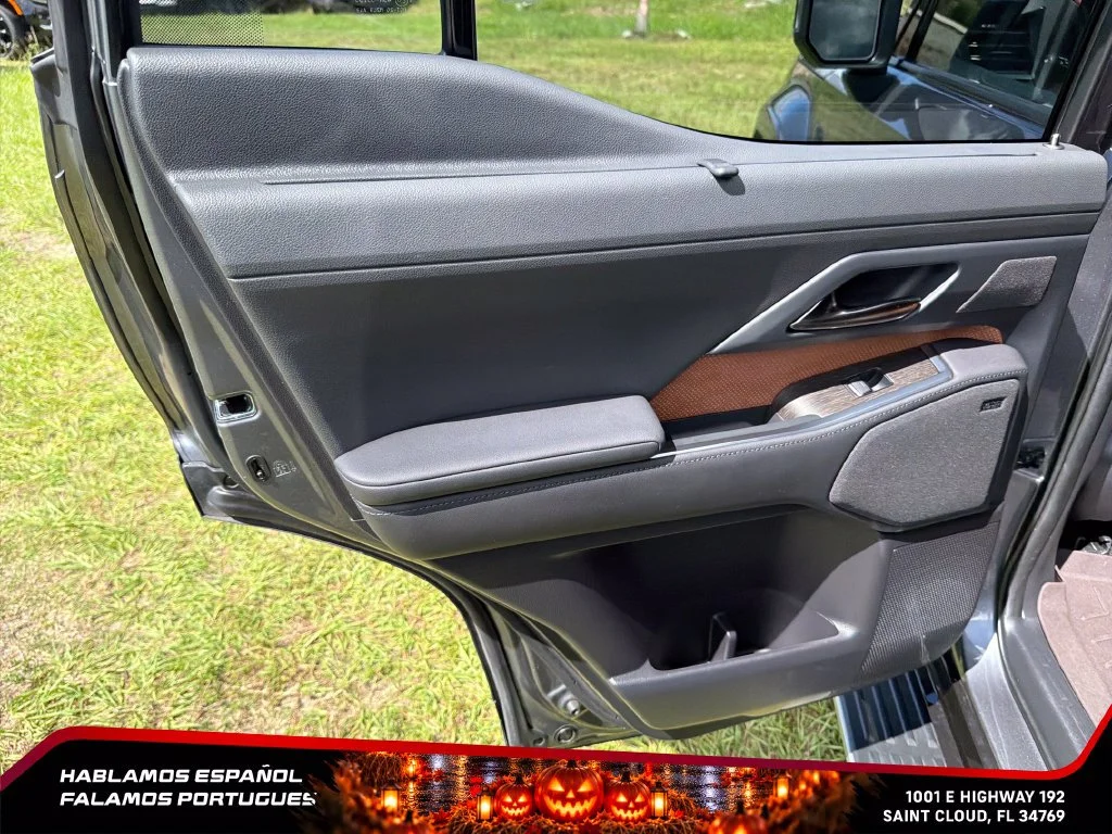 Used 2025 Gray Lexus Luxury image 21