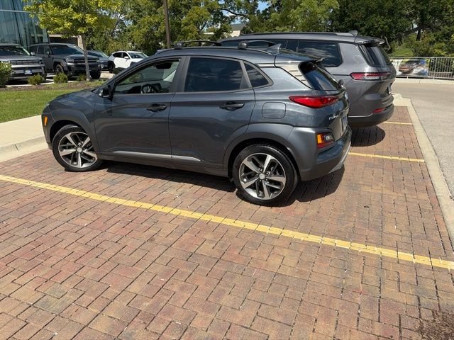 Used 2021 Gray Hyundai Limited image 2