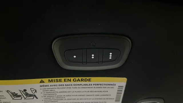 Used 2023 Brilliant Black Crystal Pearlcoat Chrysler Pinnacle image 35