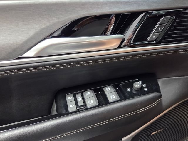 New 2026 High Gloss Black Exterior Paint Jeep  image 27
